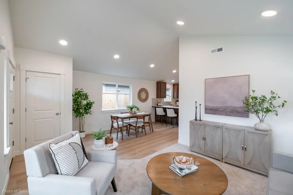 2829 NW Sterling Drive #287, Redmond, OR 97756 - #1