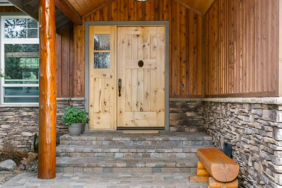 19407 Charleswood Lane, Bend, OR 97702 - #3