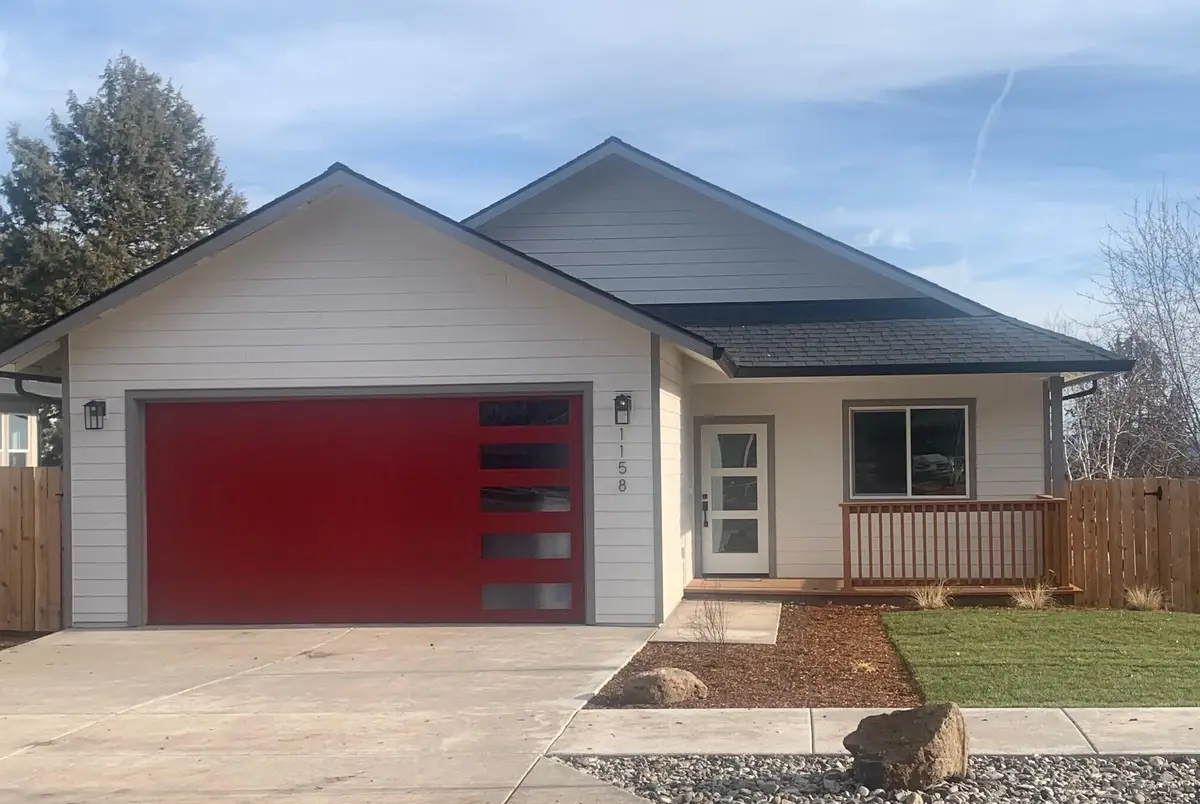 1158 W Ridge Drive, Klamath Falls, OR 97601 - #1