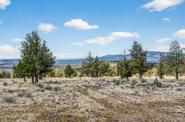SE Galveston Loop #Lot103, Prineville, OR 97754