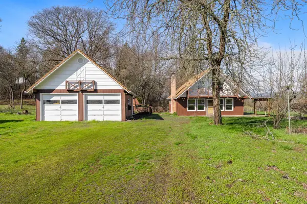 200 Sierra Drive, Eagle Point, OR 97524