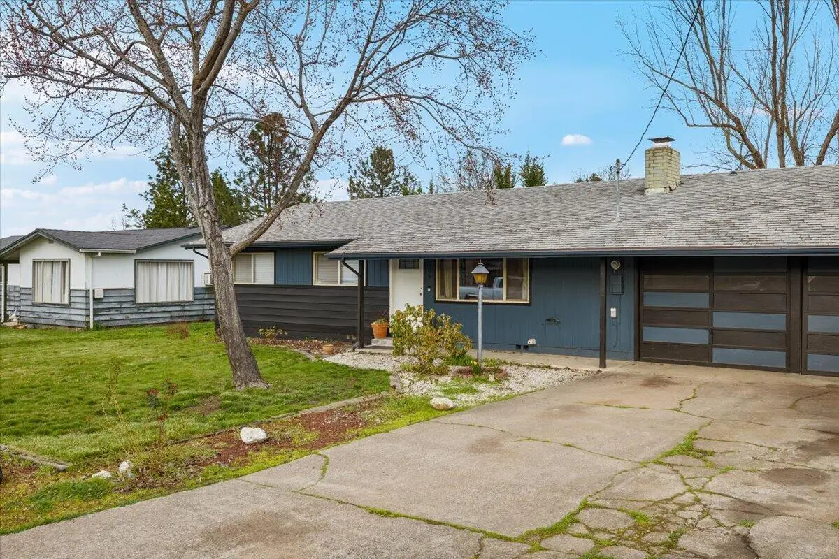 209 Corcoran Lane, Central Point, OR 97502 - #1