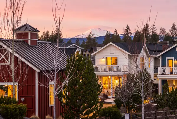 2777 NW High Lakes Loop, Bend, OR 97703