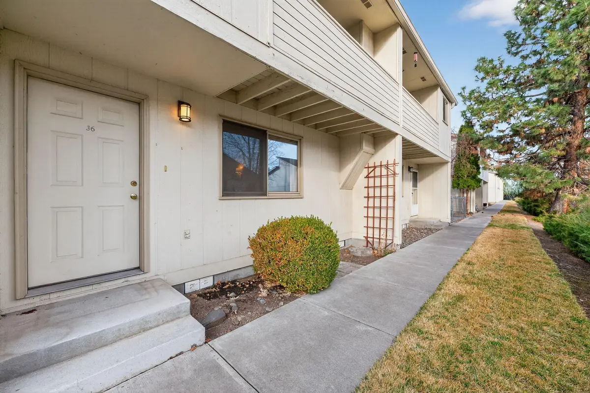 1050 NE Butler Market Road #APT 36, Bend, OR 97701 - #1