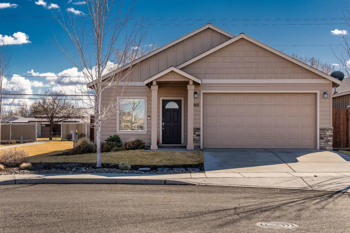 3002 NW Alder Place, Redmond, OR 97756 - #1