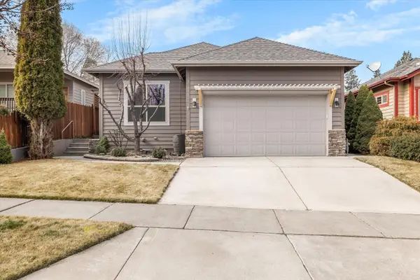 1245 SW Tanner Court, Bend, OR 97702