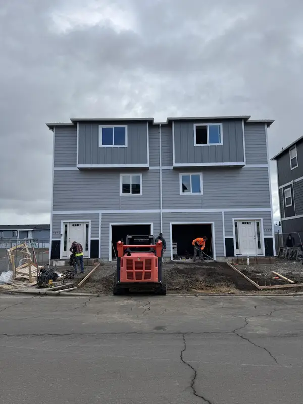 7892 28th Street, White City, OR 97503