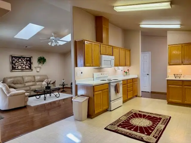 1721 SE Brookhurst Way, Grants Pass, OR 97527 - #3