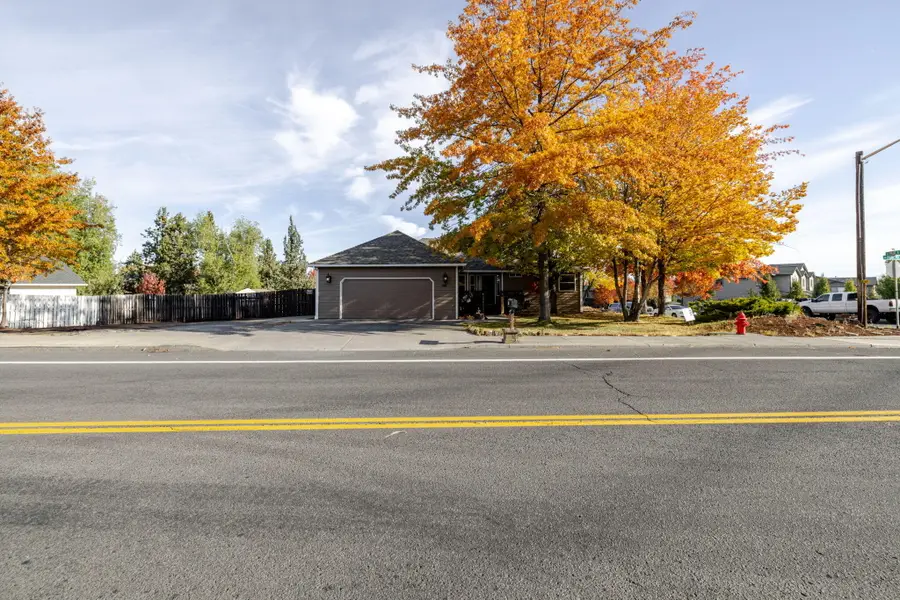 940 NE Purcell Boulevard, Bend, OR 97701 - #3