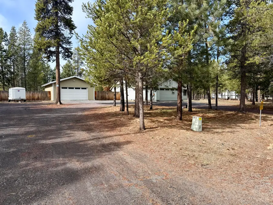 52495 Lost Ponderosa Road, La Pine, OR 97739 - #2