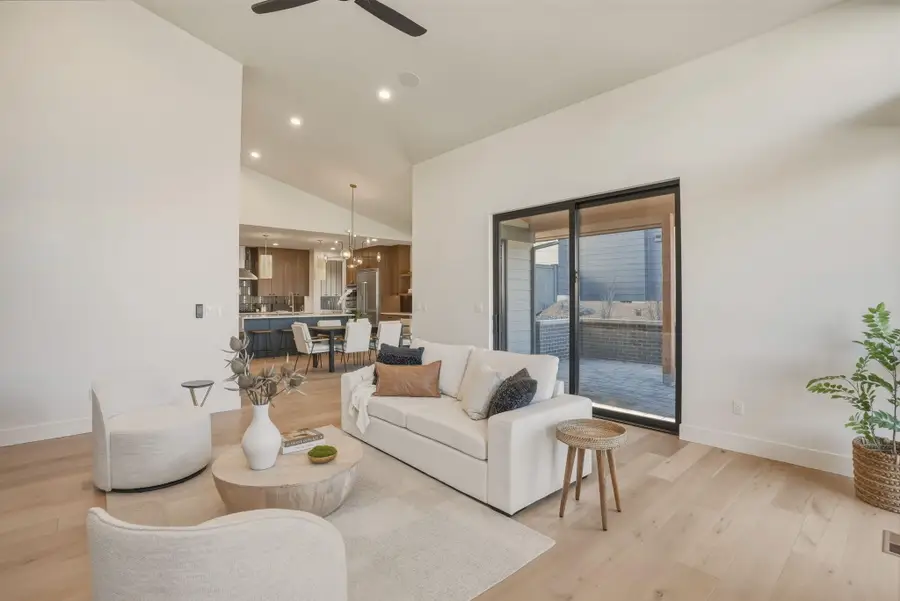 62475 NW Woodsman Loop, Bend, OR 97703 - #3