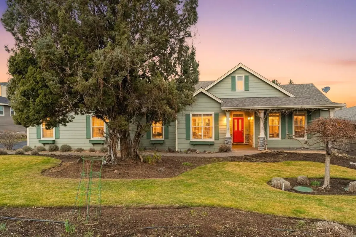 447 Highland Meadow Loop, Redmond, OR 97756 - #1