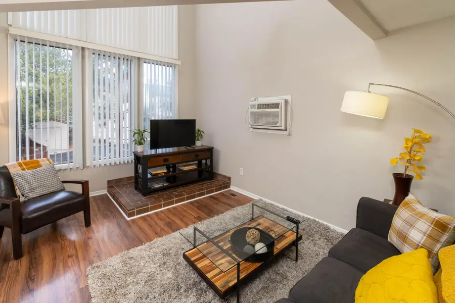 2153 NW Hill Street #4, Bend, OR 97703 - #3