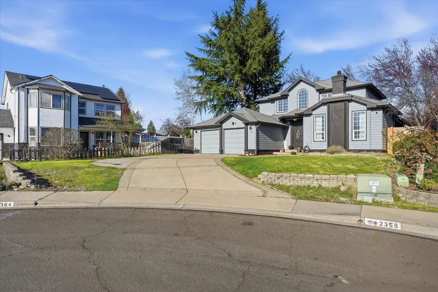 2358 Asher Drive, Medford, OR 97504 - #3