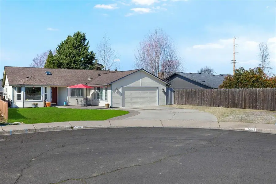 3053 Adams Circle, Medford, OR 97504 - #3