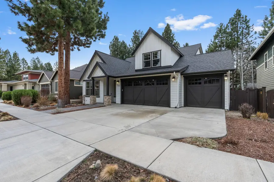 19147 Park Commons Drive, Bend, OR 97703 - #3