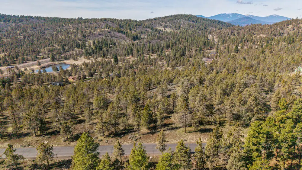 1140 Vine Maple Drive, Klamath Falls, OR 97601 - #1