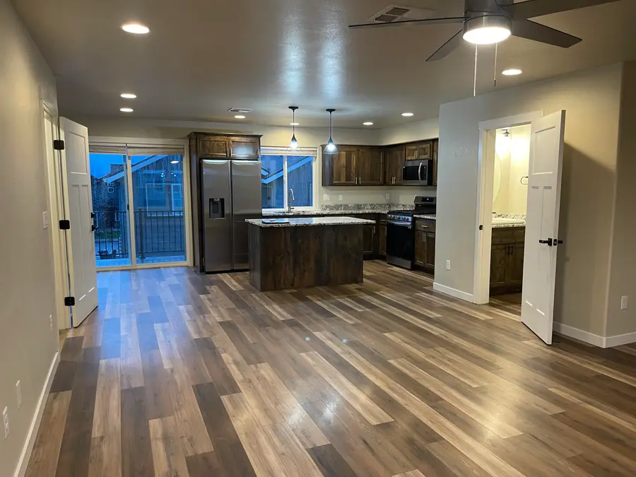 7857 28th Street, White City, OR 97503 - #3