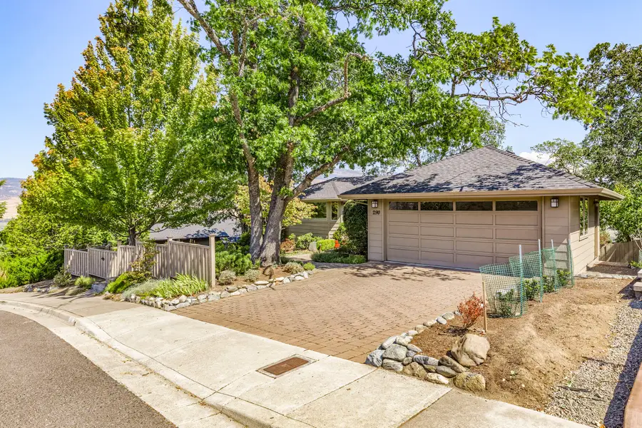 290 Skycrest Drive, Ashland, OR 97520 - #2