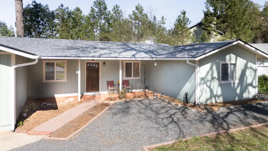 243 Shadowbrook Drive, Cave Junction, OR 97523 - #3