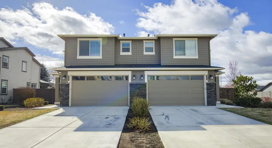 3076 SW Black Butte Lane, Redmond, OR 97756 - #2