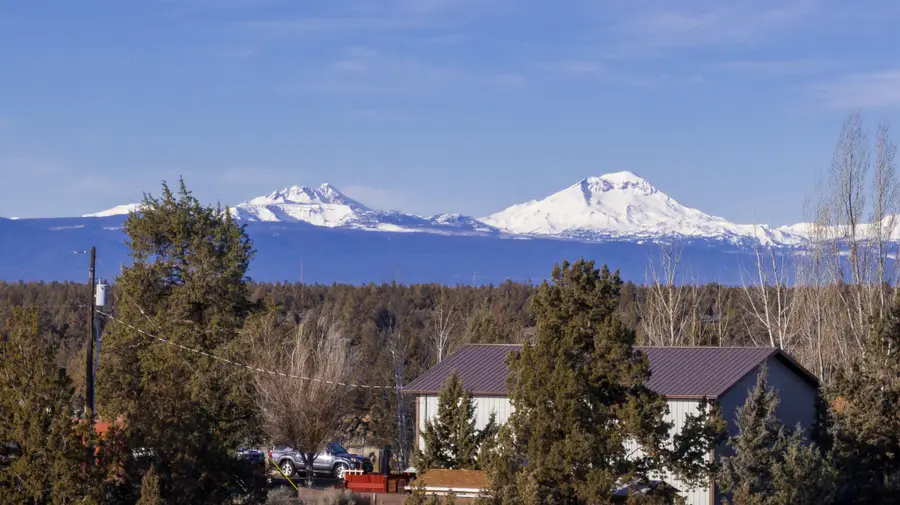 16065 SW Twin Lakes Road, Powell Butte, OR 97753 - #3