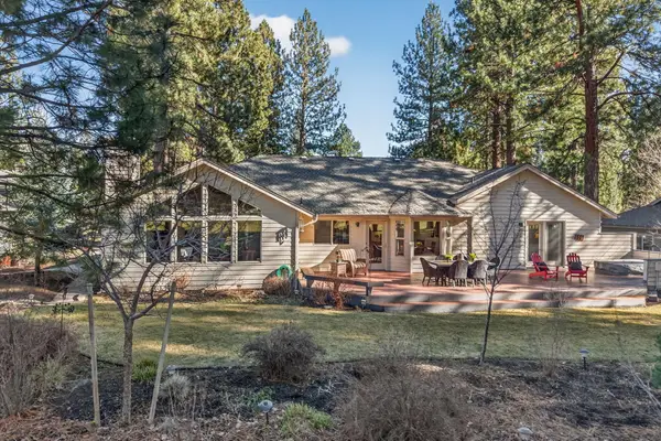 60749 Golf Village Loop, Bend, OR 97702