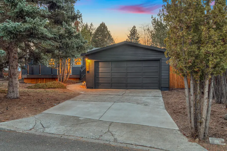 1033 SE Laurelwood Place, Bend, OR 97702 - #3