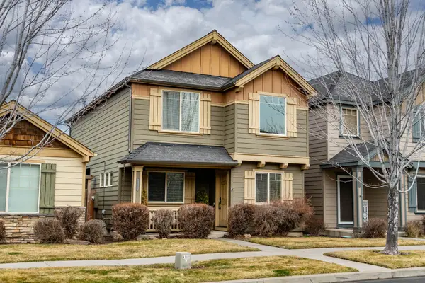 61209 Dayspring Drive, Bend, OR 97702