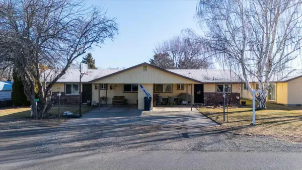 2080 NW 12th Street, Redmond, OR 97756