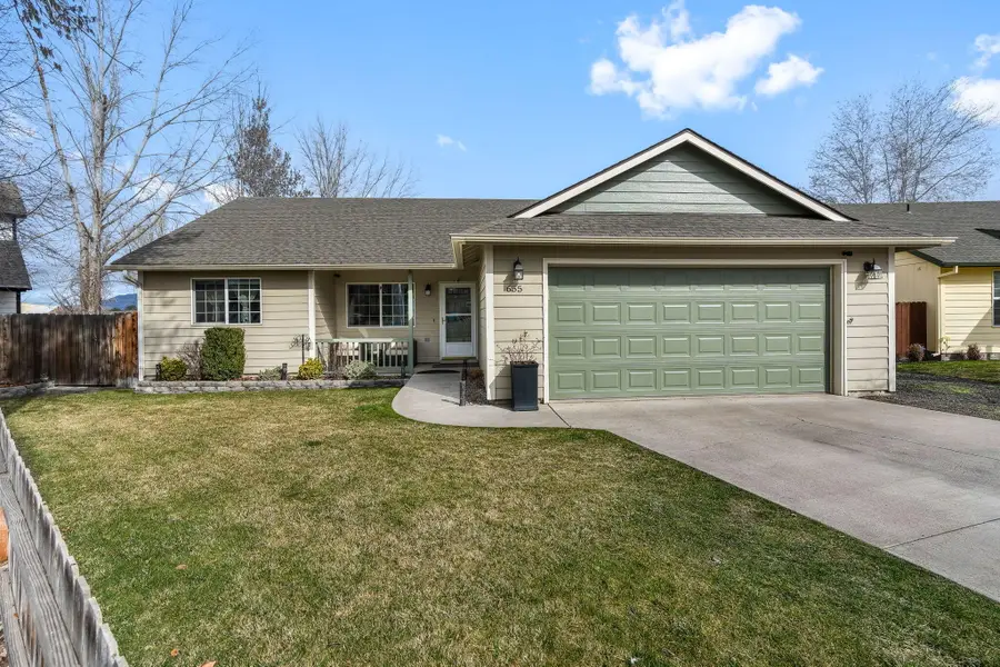 655 NE Fieldstone Lane, Prineville, OR 97754 - #3