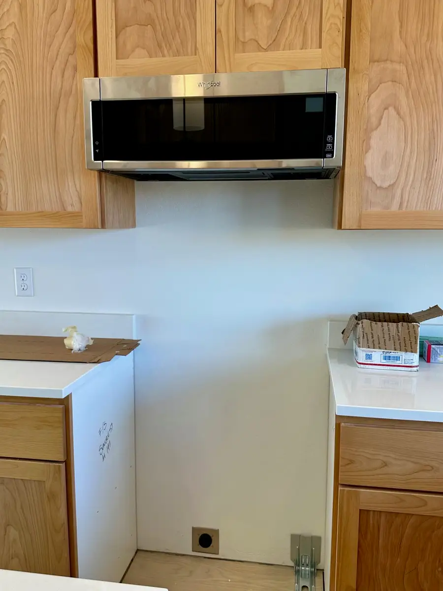 101 Gangnes Drive, Talent, OR 97540 - #3