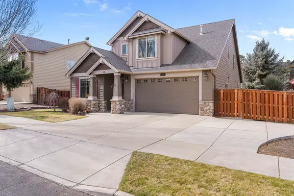 537 NW 28th Street, Redmond, OR 97756