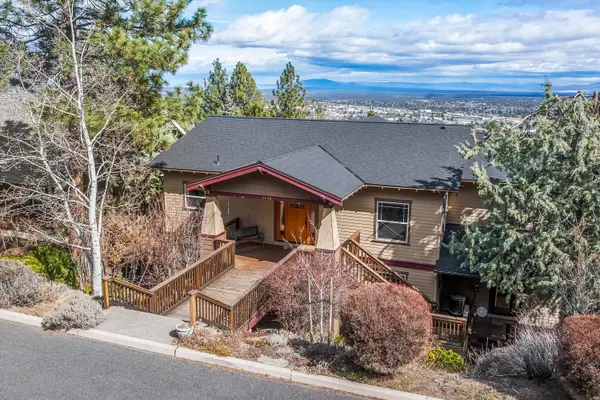 3130 NW Colonial Drive, Bend, OR 97703