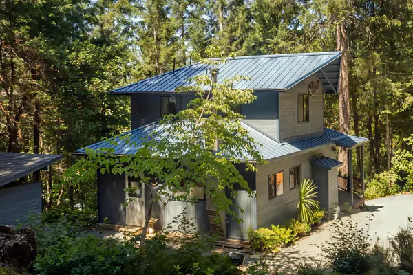 4901 Thompson Creek Road, Selma, OR 97538