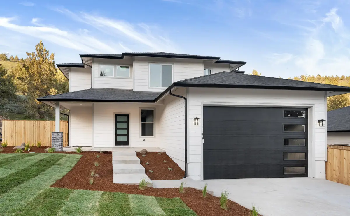 1185 Orange Blossom Drive, Klamath Falls, OR 97601 - #1