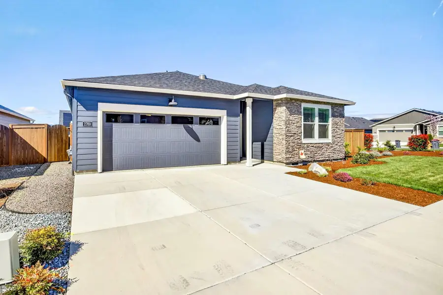 2769 Noble Fir Drive, Medford, OR 97504 - #2