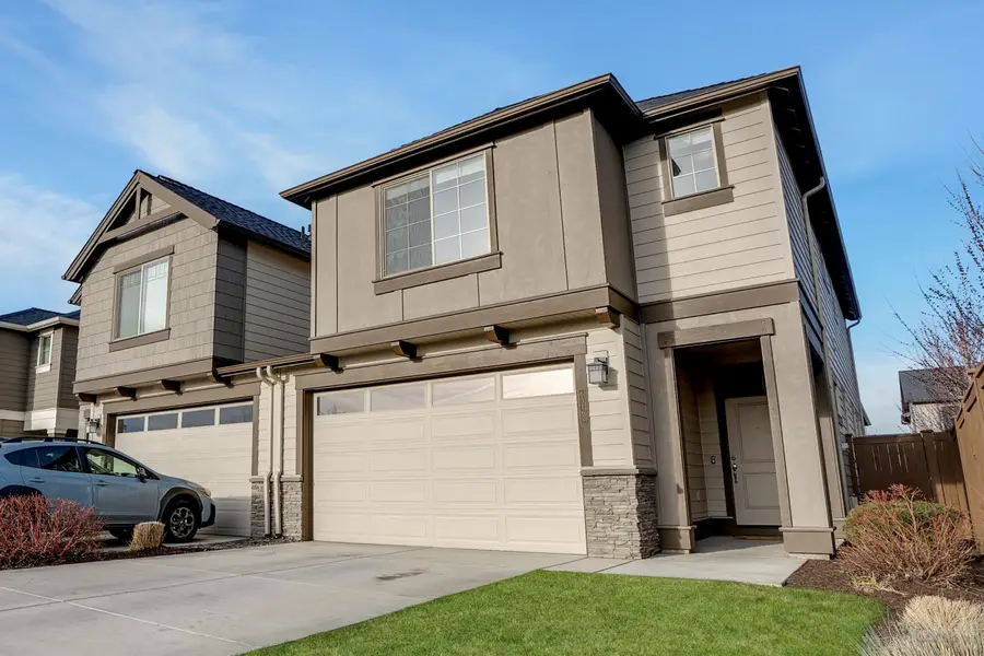 63169 NE Hadley Place, Bend, OR 97701 - #2