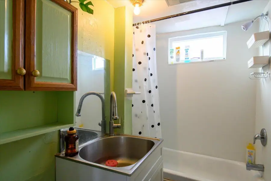 23 NW Depot Road #5, Madras, OR 97741 - #3