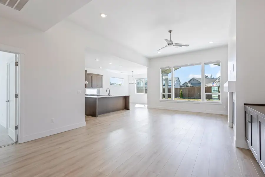 4065 SW 47th Street, Redmond, OR 97756 - #3