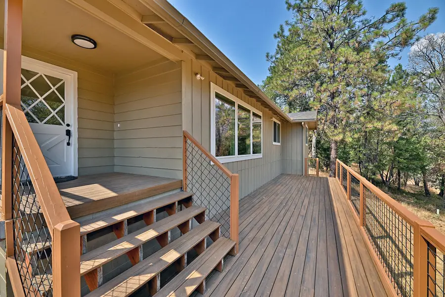 1100 Cantrall Road, Jacksonville, OR 97530 - #2