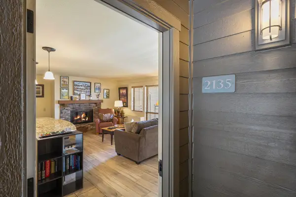 18575 SW Century Drive #2135, Bend, OR 97702