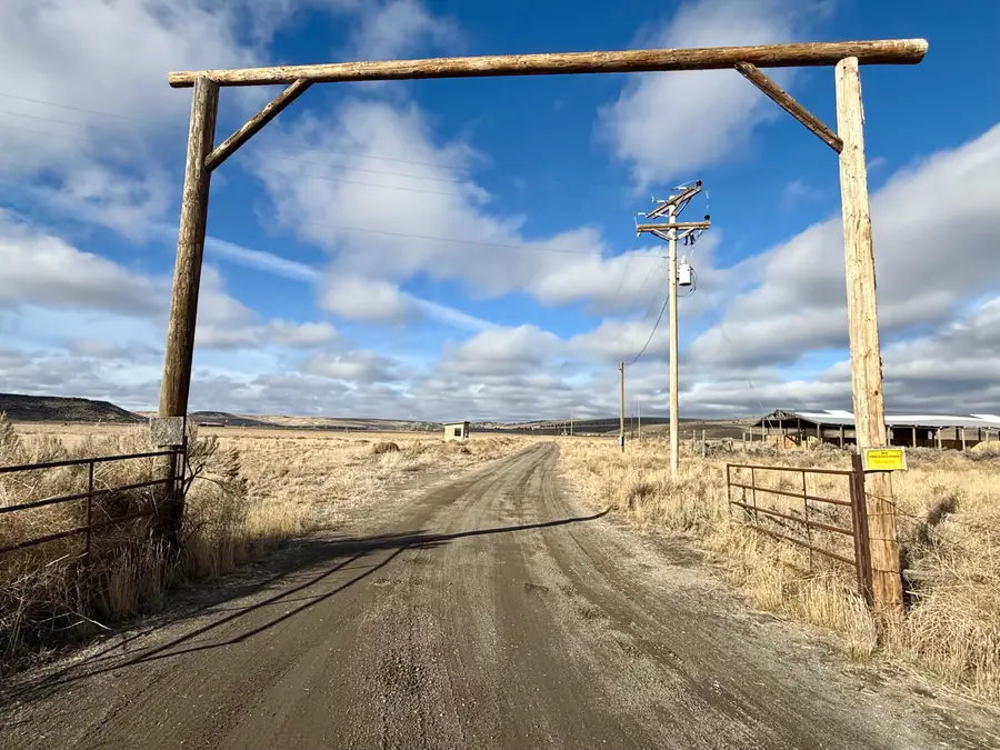 29327 Weaver Springs Road, Burns, OR 97720 - #2