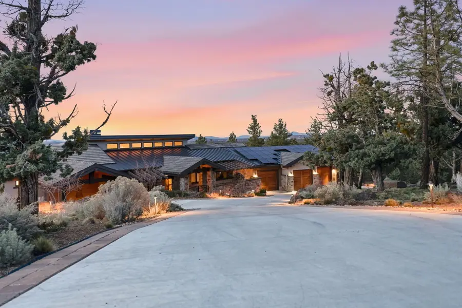 3487 NW Greenleaf Way, Bend, OR 97703 - #2