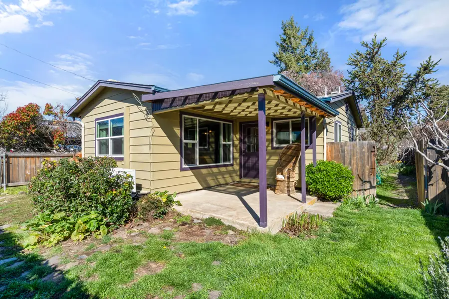 100 Christian Avenue, Talent, OR 97540 - #2