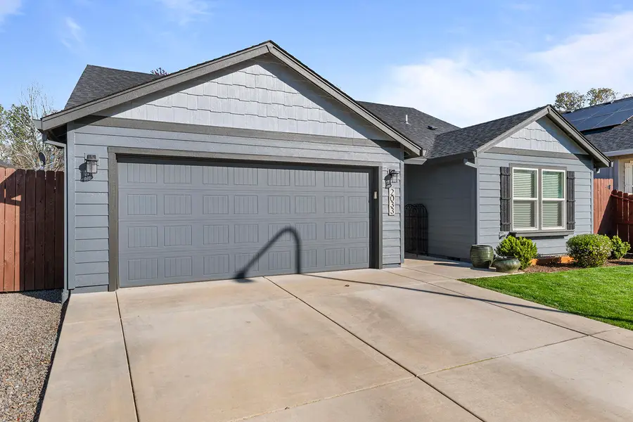 2033 Milton Lane, Medford, OR 97501 - #3