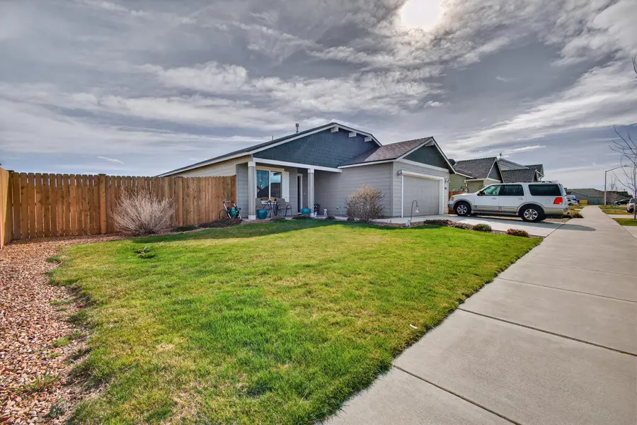 1225 NW Willow Parkway Road, Madras, OR 97741 - #3