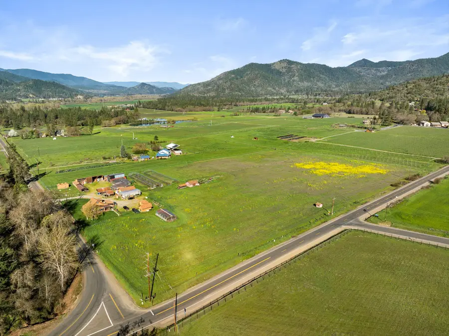 13990 N Applegate Road, Applegate, OR 97530 - #2