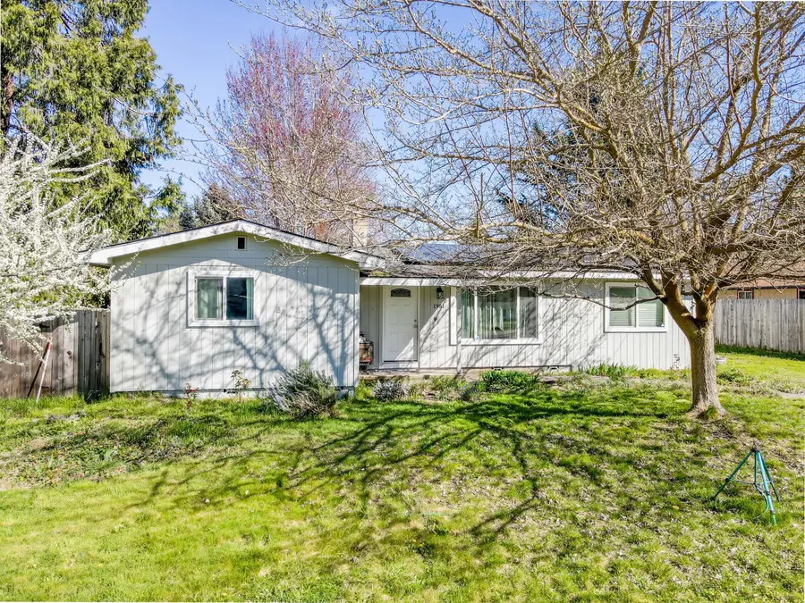 1981 Regina Way, Grants Pass, OR 97527 - #2