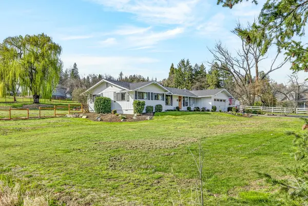 2331 Old Stage Road, Medford, OR 97502